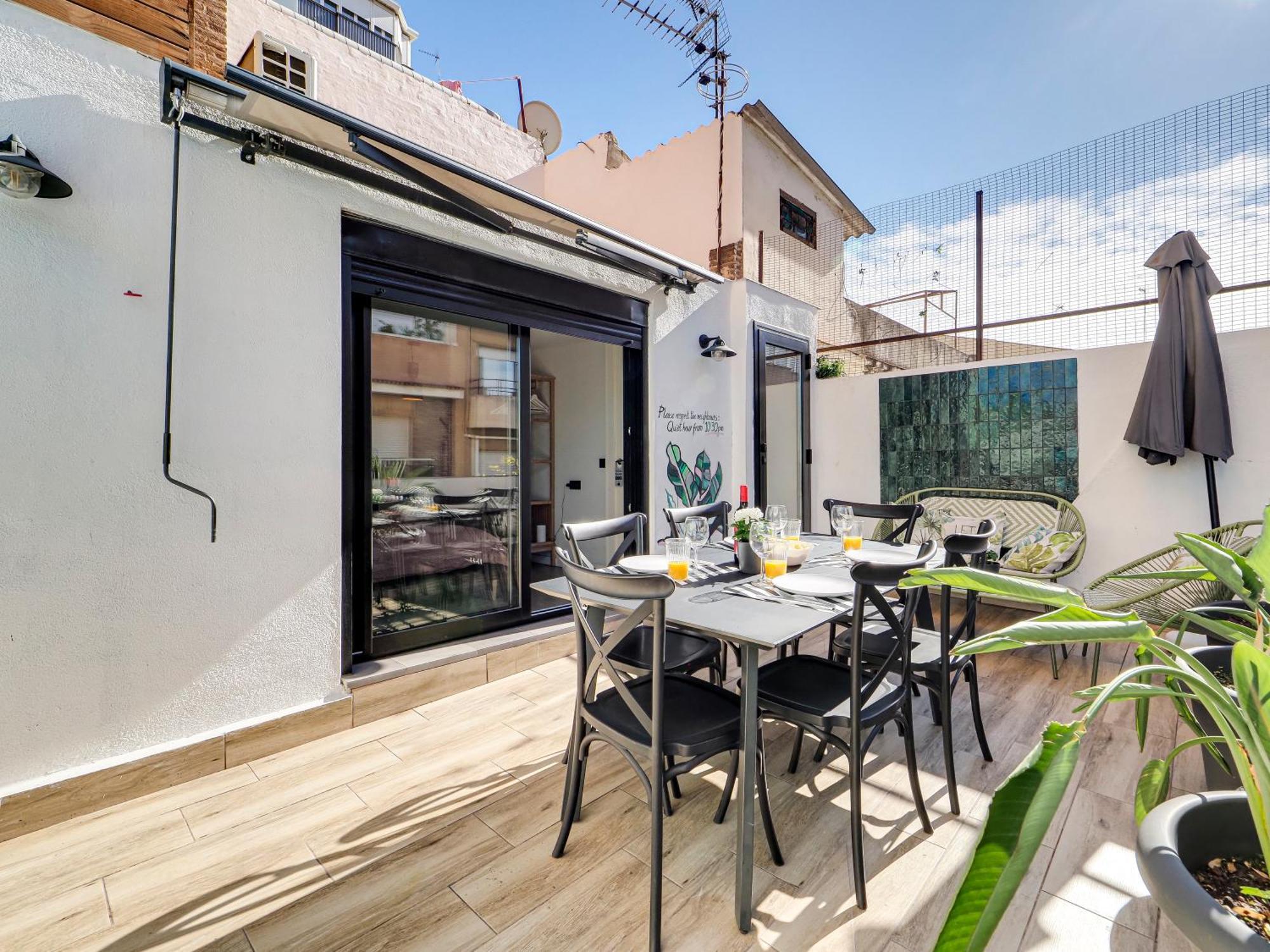 Casa Maria Townhouse- Terrace-4 Bedrooms L'Hospitalet de Llobregat Exterior foto