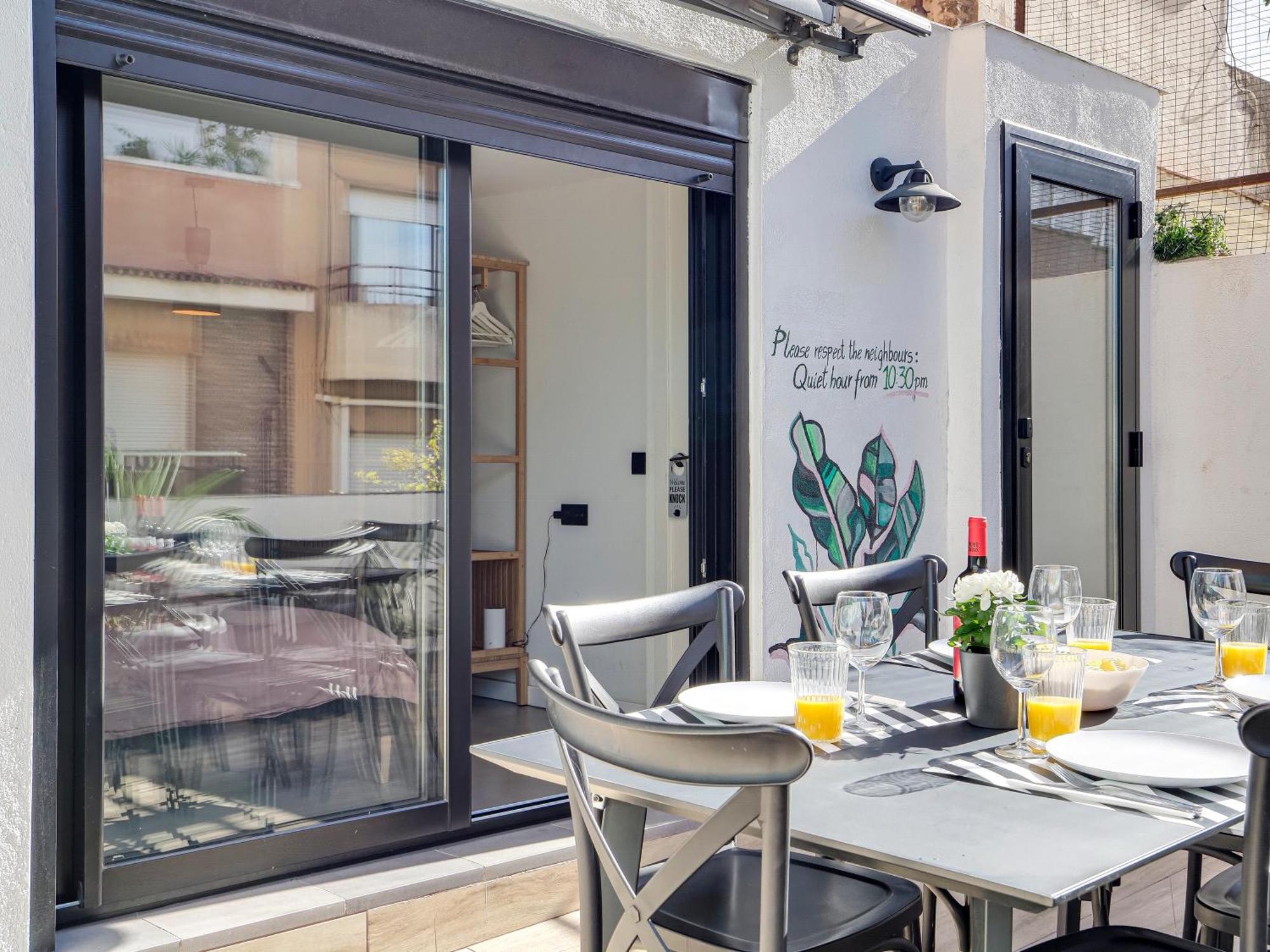 Casa Maria Townhouse- Terrace-4 Bedrooms L'Hospitalet de Llobregat Exterior foto